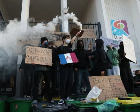 Recently Appointed France's Prime Minister Faces Intense Pressure as Nationwide Protests Disrupt Education and Transportation